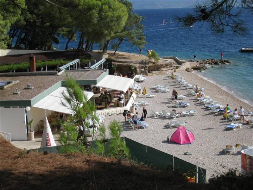 One of the beach cafe/bars on a smaller beach en route to Zlatni Rat
